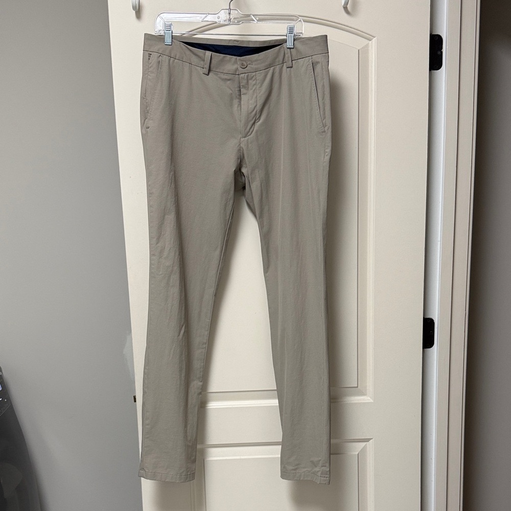 NWOT Vineyard Vines On The Go Pant 34x34
